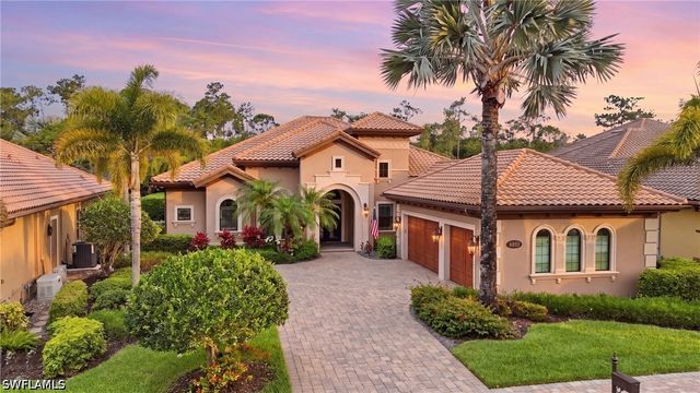 6453 Costa CIR, Naples, FL 34113