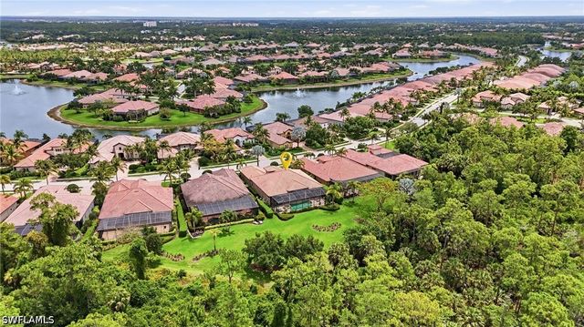 6453 Costa CIR, Naples, FL 34113