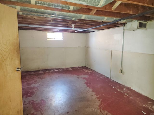 1919 S Carlisle Street, South Bend, IN 46613