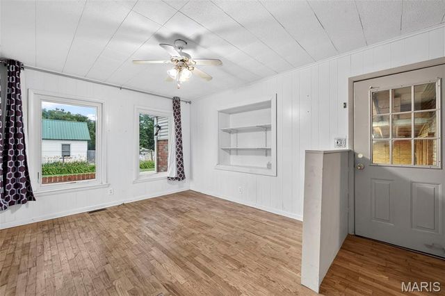 290 Highway Jj, Elsberry, MO 63343
