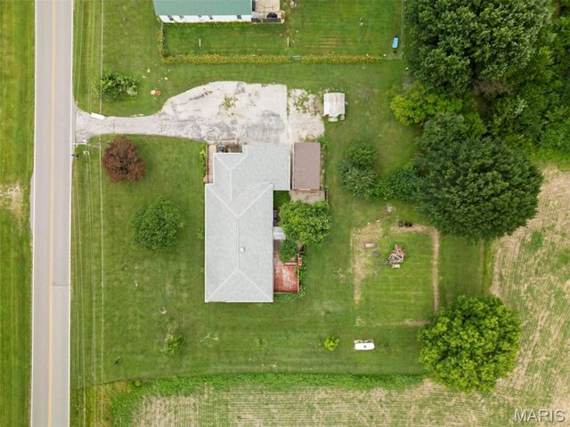 290 Highway Jj, Elsberry, MO 63343