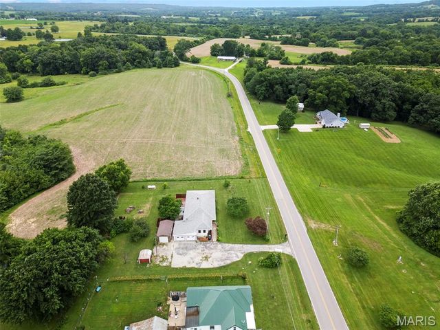 290 Highway Jj, Elsberry, MO 63343