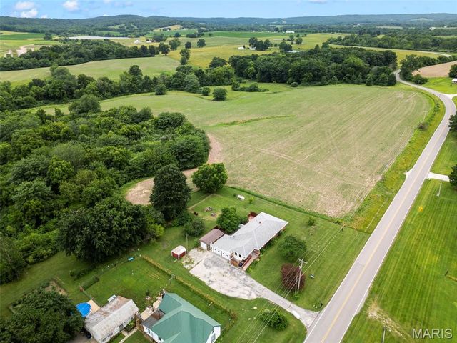 290 Highway Jj, Elsberry, MO 63343