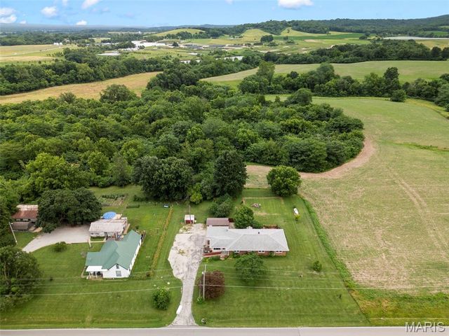 290 Highway Jj, Elsberry, MO 63343