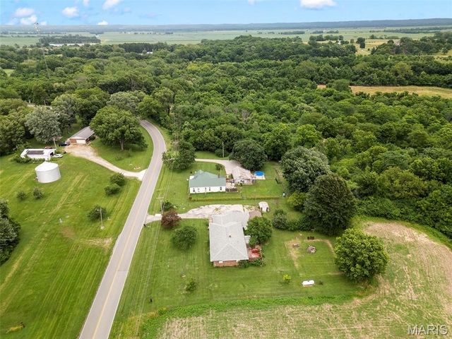 290 Highway Jj, Elsberry, MO 63343