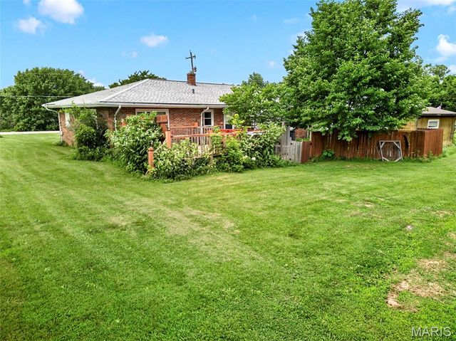 290 Highway Jj, Elsberry, MO 63343