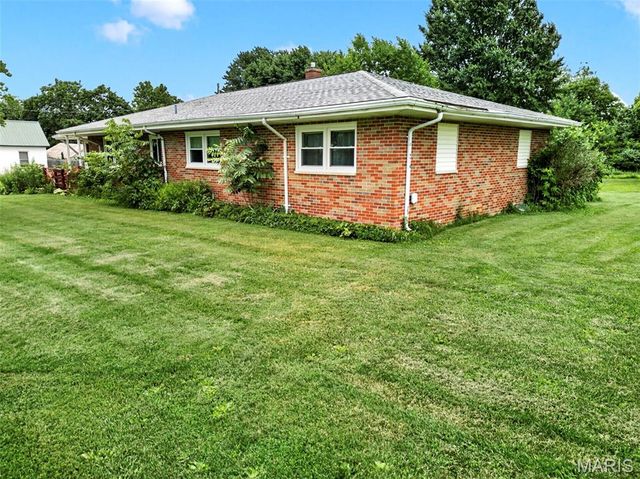 290 Highway Jj, Elsberry, MO 63343