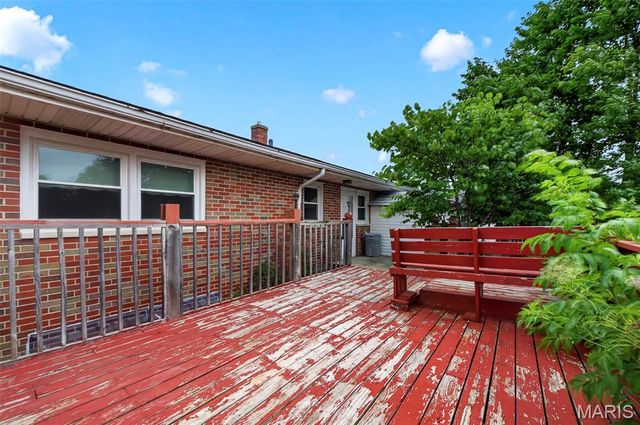290 Highway Jj, Elsberry, MO 63343