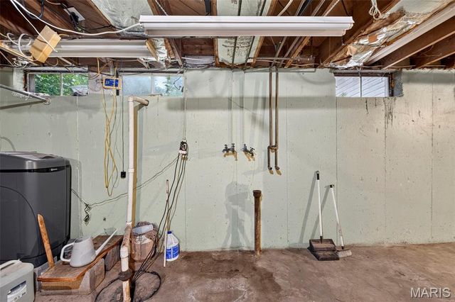 290 Highway Jj, Elsberry, MO 63343