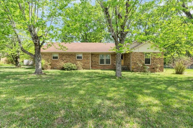 283 Pine Grove Rd, Smithville, TN 37166