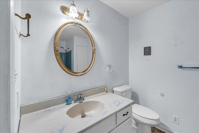 283 Pine Grove Rd, Smithville, TN 37166