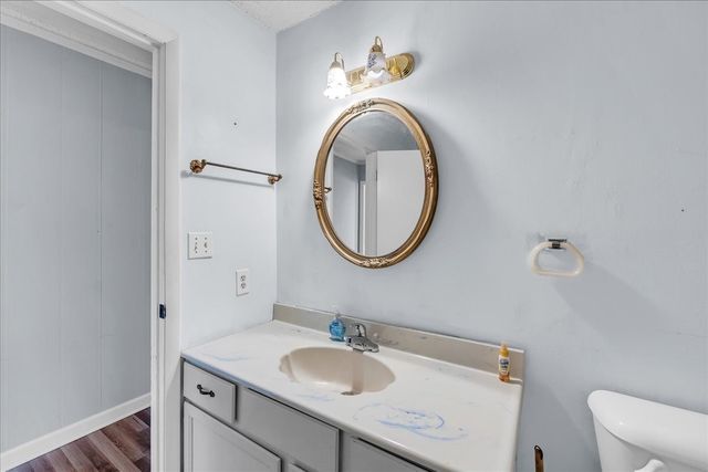 283 Pine Grove Rd, Smithville, TN 37166