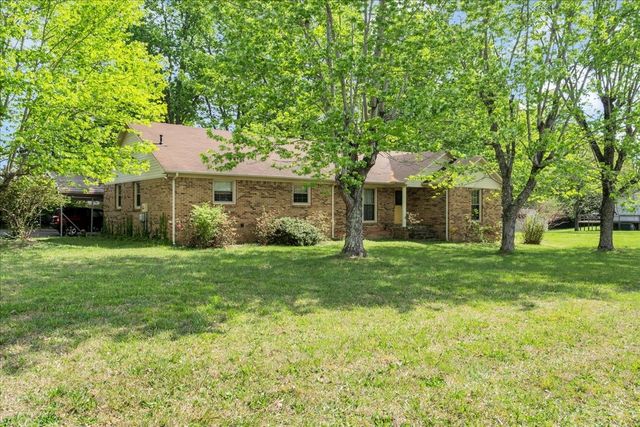 283 Pine Grove Rd, Smithville, TN 37166