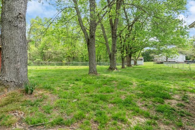 283 Pine Grove Rd, Smithville, TN 37166