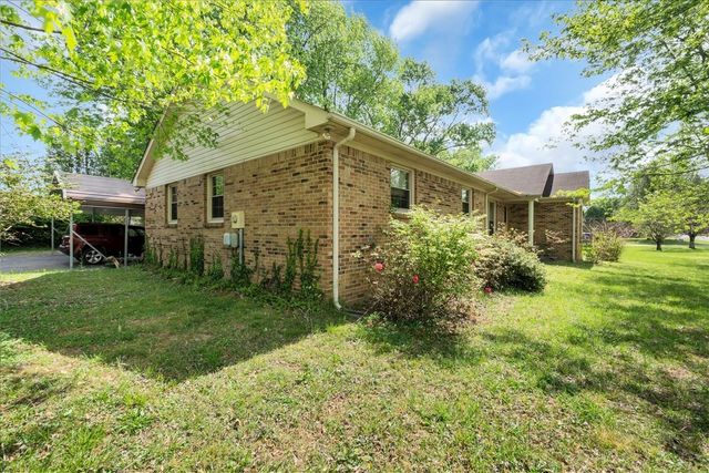 283 Pine Grove Rd, Smithville, TN 37166