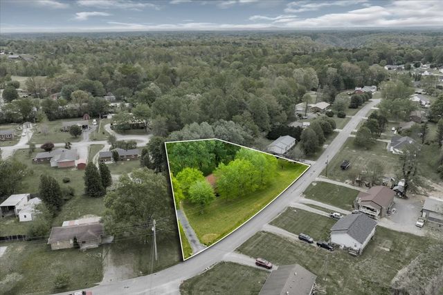 283 Pine Grove Rd, Smithville, TN 37166