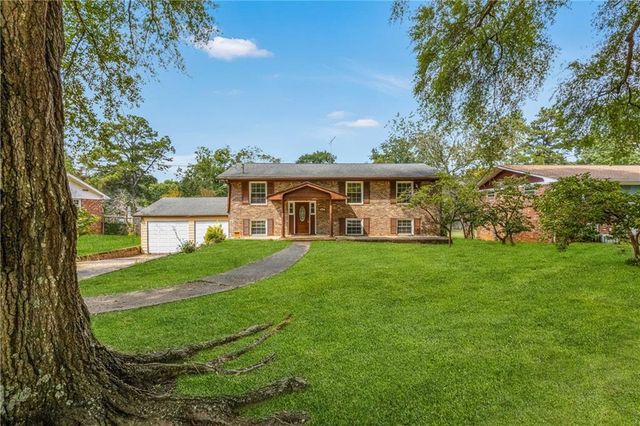 1804 Carla Drive, Morrow, GA 30260