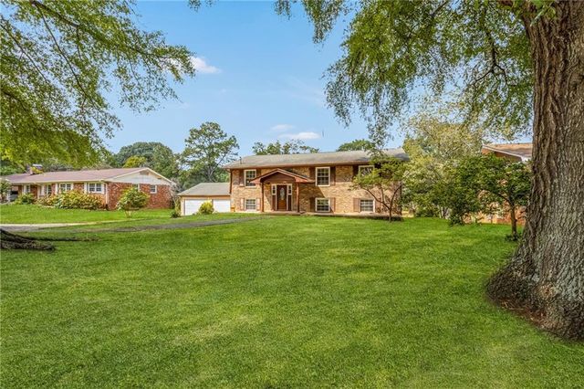 1804 Carla Drive, Morrow, GA 30260