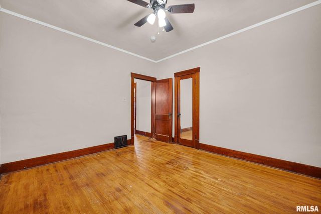 720 E FRYE Avenue, Peoria, IL 61603