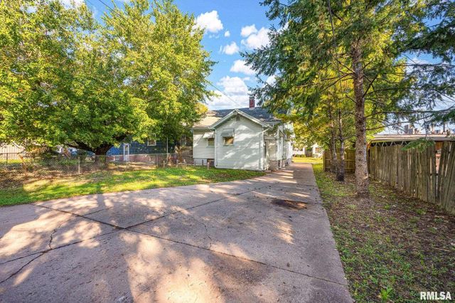 720 E FRYE Avenue, Peoria, IL 61603