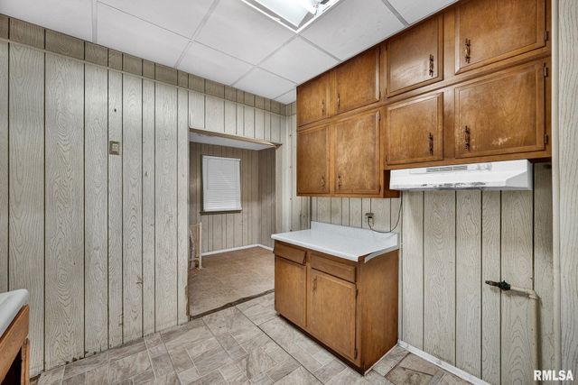 720 E FRYE Avenue, Peoria, IL 61603