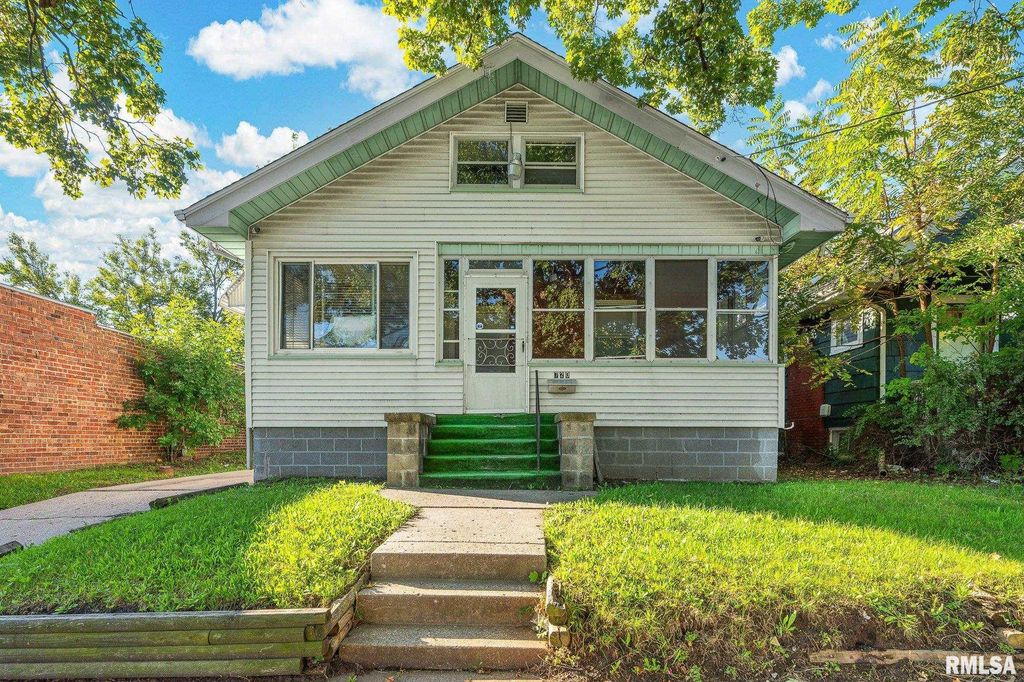 720 E FRYE Avenue, Peoria, IL 61603