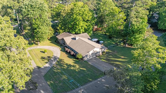 211 Blueberry Hill Road NW, Cleveland, TN 37312