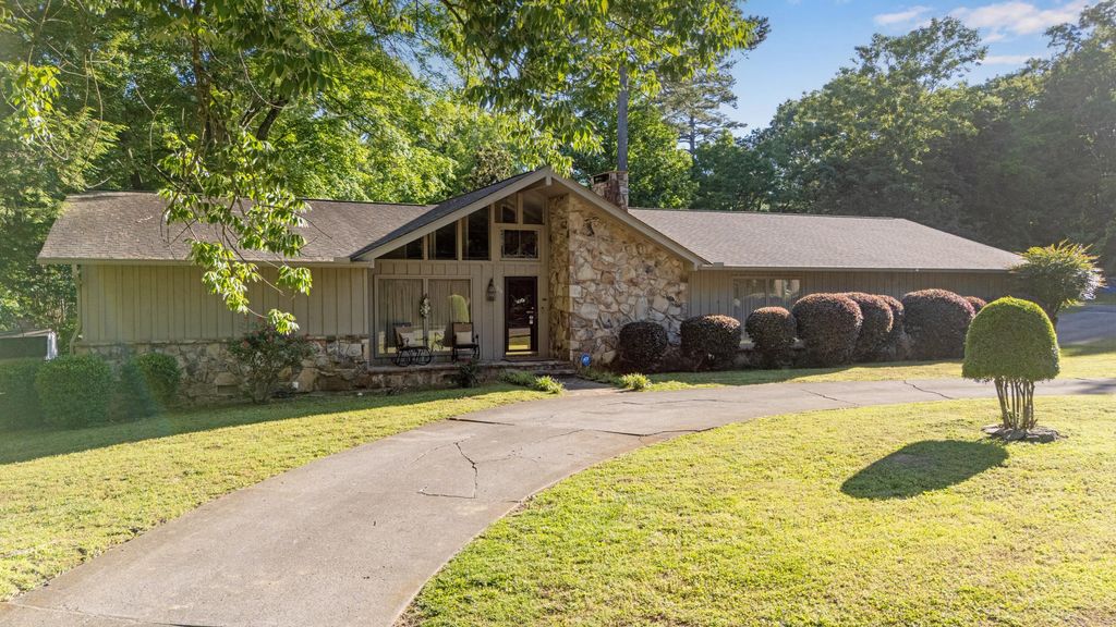 211 Blueberry Hill Road NW, Cleveland, TN 37312