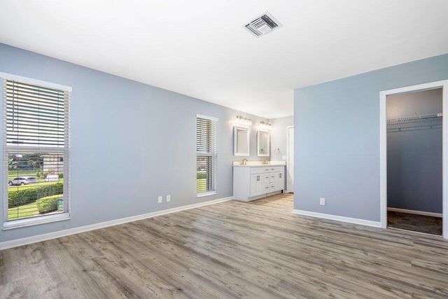 1740 NW 19th Terrace 204, Delray Beach, FL 33445