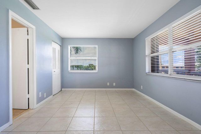 1740 NW 19th Terrace 204, Delray Beach, FL 33445