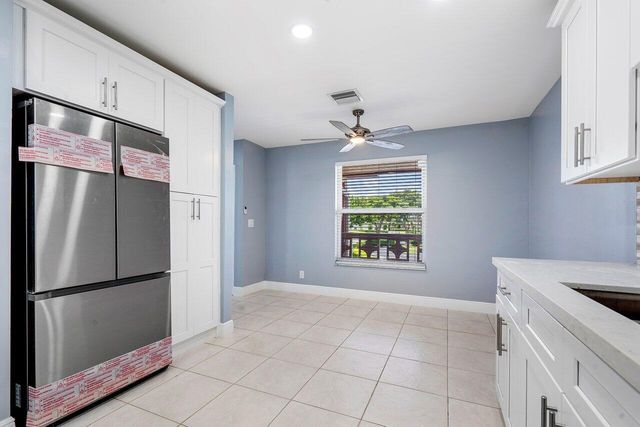 1740 NW 19th Terrace 204, Delray Beach, FL 33445
