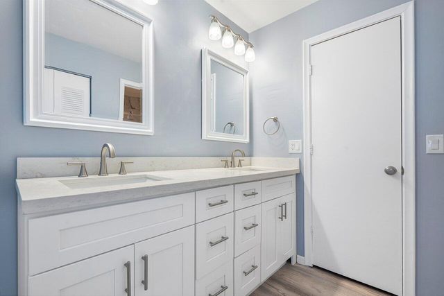 1740 NW 19th Terrace 204, Delray Beach, FL 33445