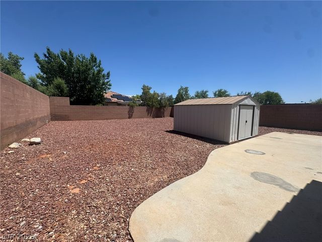 10404 Bays Mountain Avenue, Las Vegas, NV 89166