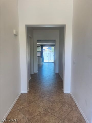 10404 Bays Mountain Avenue, Las Vegas, NV 89166
