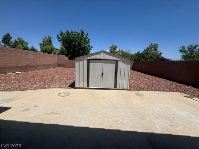 10404 Bays Mountain Avenue, Las Vegas, NV 89166