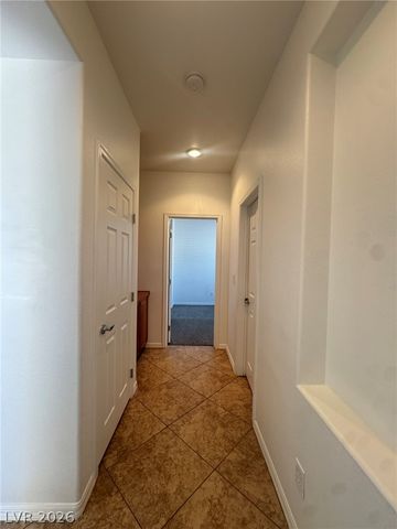 10404 Bays Mountain Avenue, Las Vegas, NV 89166