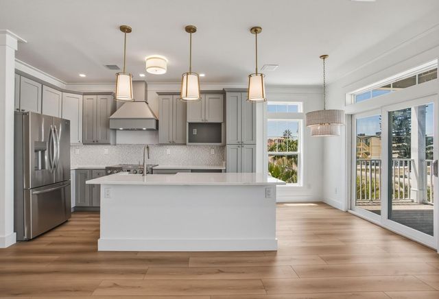 13098 BOCA CIEGA AVENUE, Madeira Beach, FL 33708