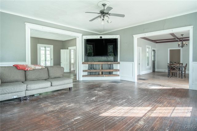 8367 South Main Street, Le Ray, NY 13637