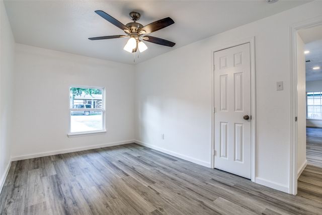 3564 Virginia Boulevard, Dallas, TX 75211