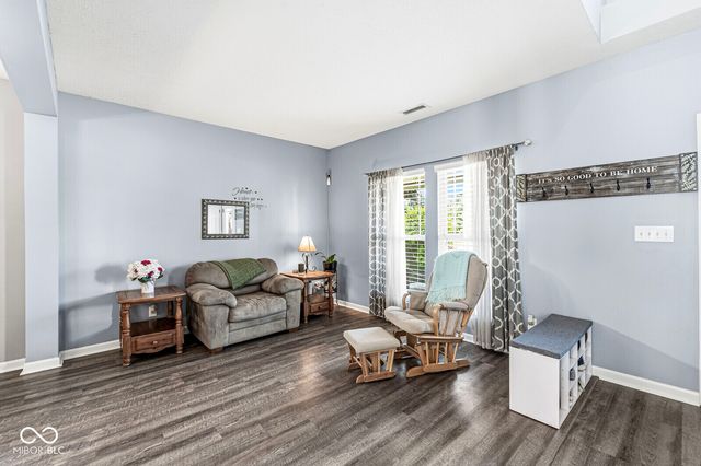 8595 Harlekin Court, Avon, IN 46123