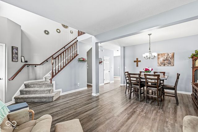 8595 Harlekin Court, Avon, IN 46123