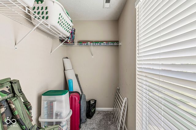 8595 Harlekin Court, Avon, IN 46123