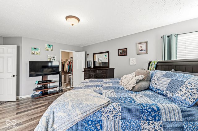 8595 Harlekin Court, Avon, IN 46123