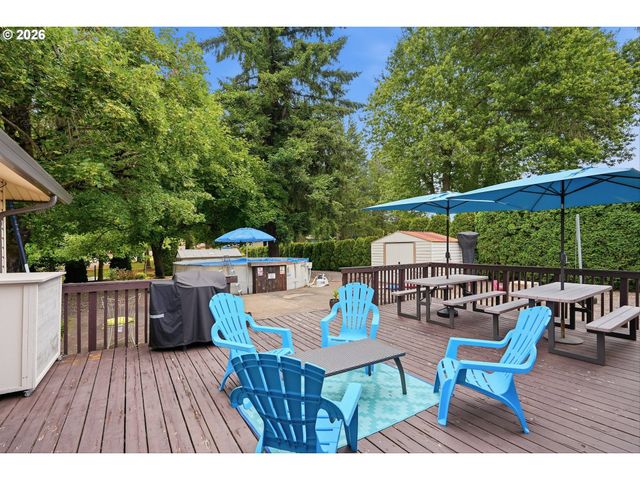 20340 BEAVERCREEK Rd, Oregon City, OR 97045