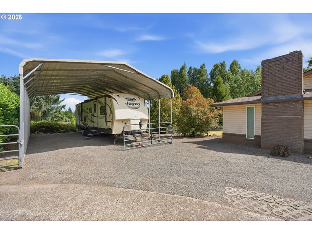 20340 BEAVERCREEK Rd, Oregon City, OR 97045
