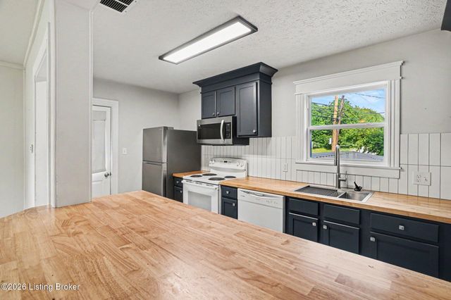 617 McCullum Ave, Elizabethtown, KY 42701