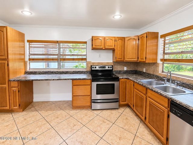 4803 LEXINGTON Avenue, Jacksonville, FL 32210