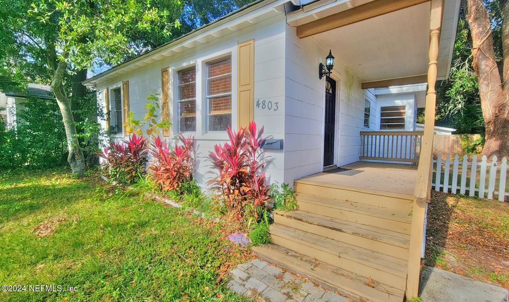 4803 LEXINGTON Avenue, Jacksonville, FL 32210