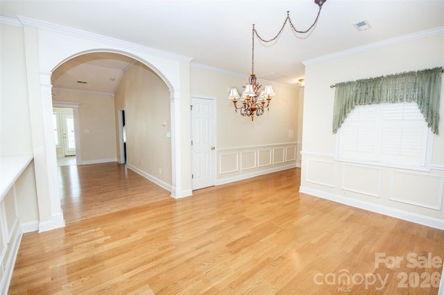 1365 Royalty Circle, Statesville, NC 28625