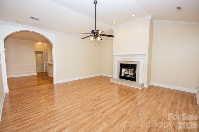 1365 Royalty Circle, Statesville, NC 28625